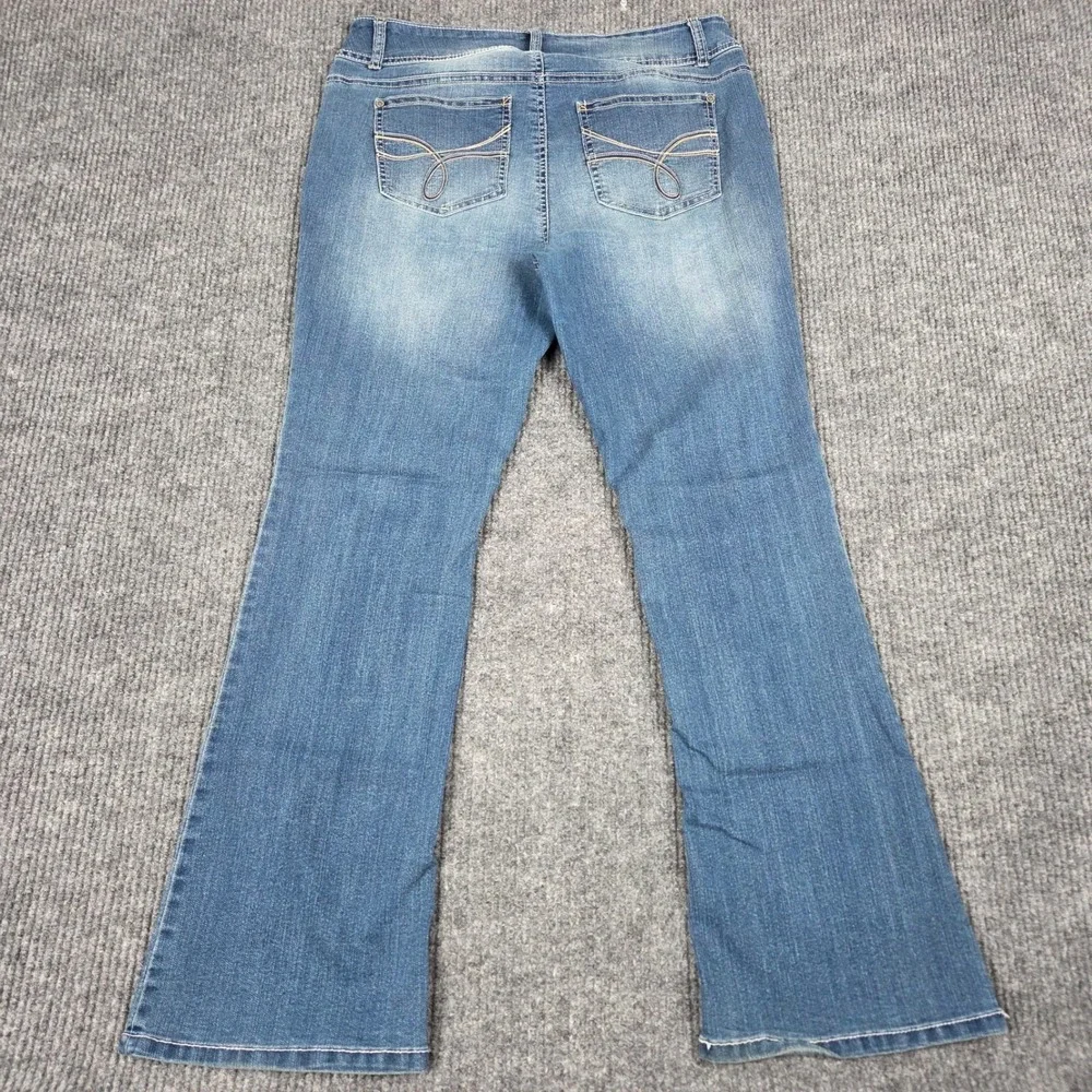 WallFlower‎ Luscious Curvy Bootcut Jeans Medium Wash WBM10427B Womens 15 Reg